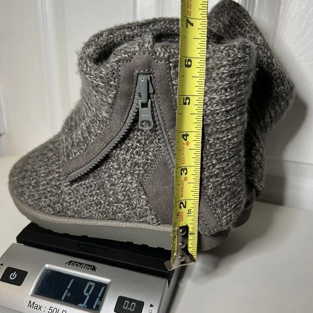SO‎ Agustina sweater boots Sz7